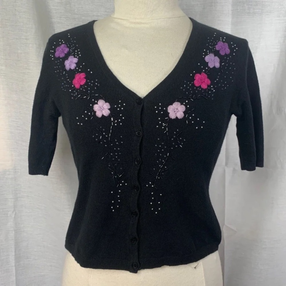 Flower Embroidered 1/2 Sleeve Cardigan
